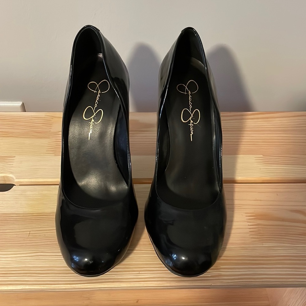 Jessica Simpson patent leather heels size 8 eu 38